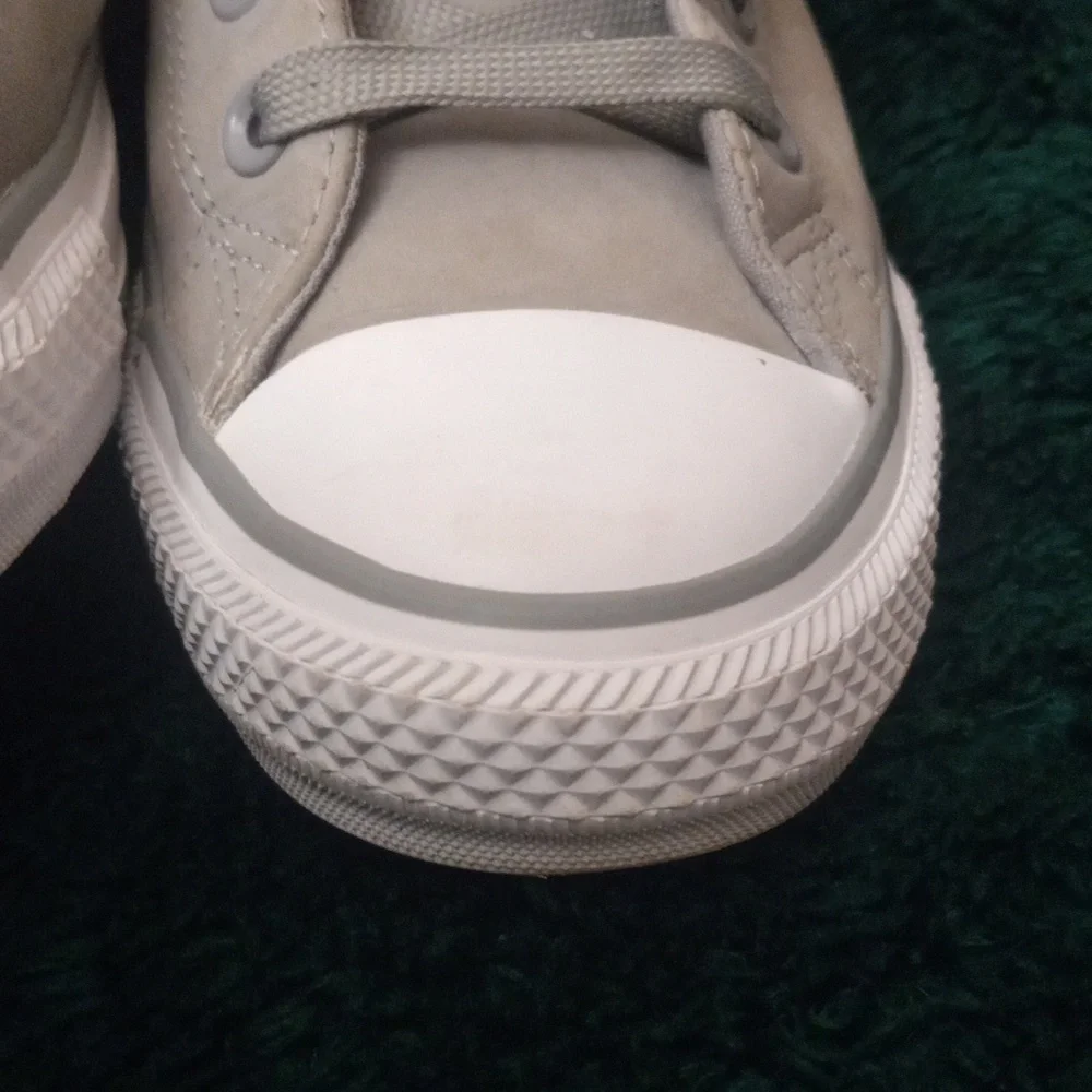 Chuck Taylor Padded Converse All stars 8.5 size shoes - Picture 11 of 15